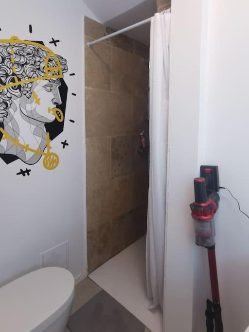 Forum Julii - Centre Historique - Suite Tout Confort - Wifi Fréjus Εξωτερικό φωτογραφία